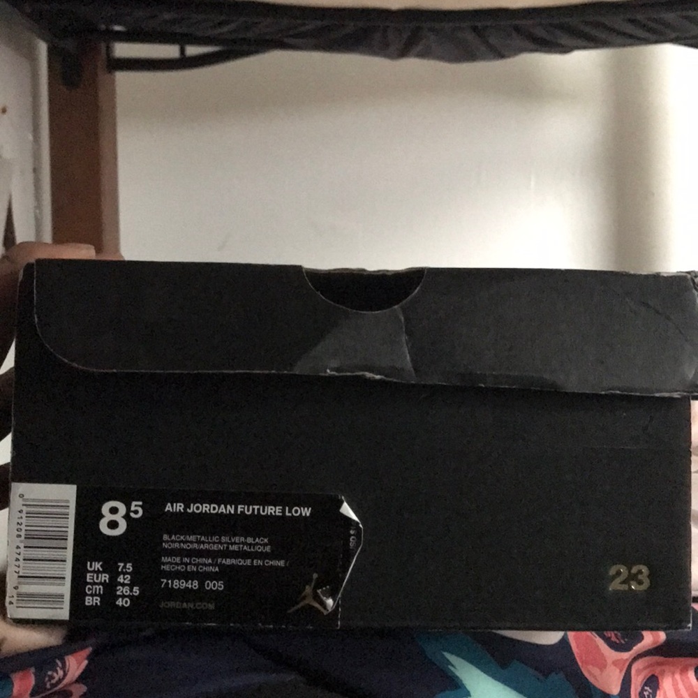Air jordan future low